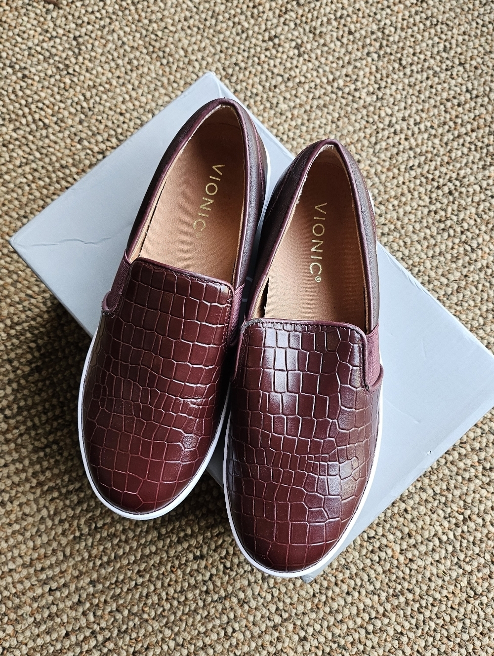 Vionic Demetra Slip-On Sneakers